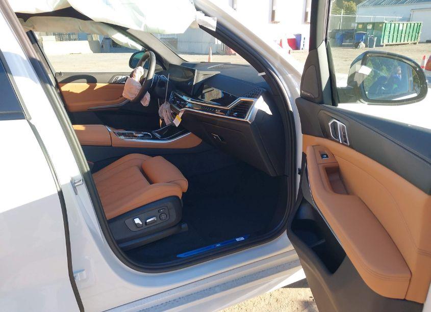 Photo 5 of 2025 Bmw X5 XDRIVE40I (VIN 5UX23EU03S9X24687)