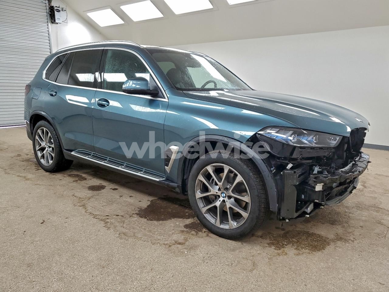 Photo 4 of 2026 BMW X5 XDRIVE40I (VIN 5UX23EU03T9063308)