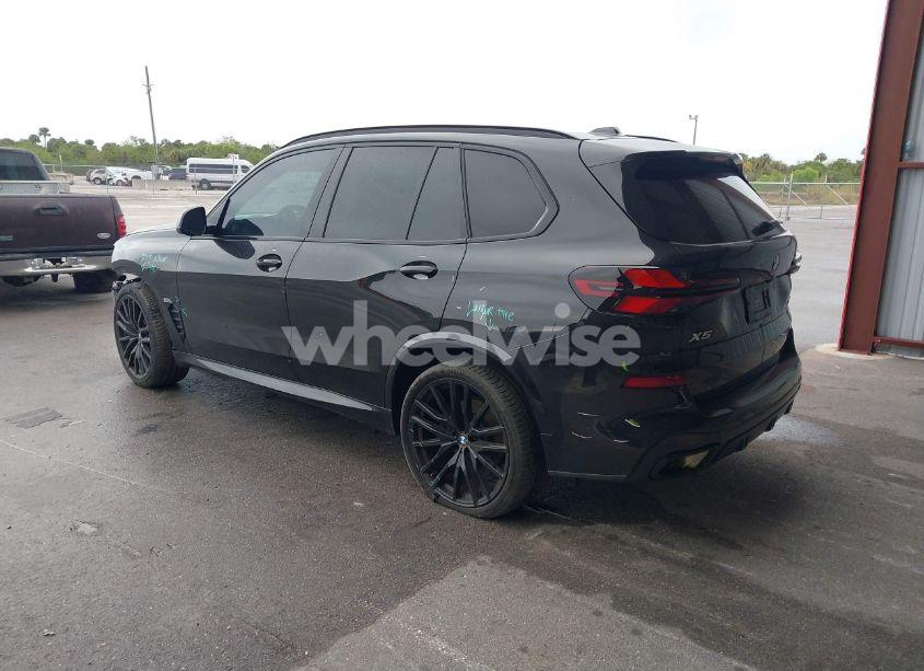 Photo 3 of 2024 Bmw X5 XDRIVE40I (VIN 5UX23EU04R9S18201)