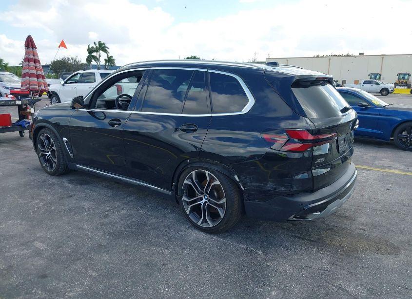 Photo 3 of 2024 Bmw X5 XDRIVE40I (VIN 5UX23EU04R9S89124)