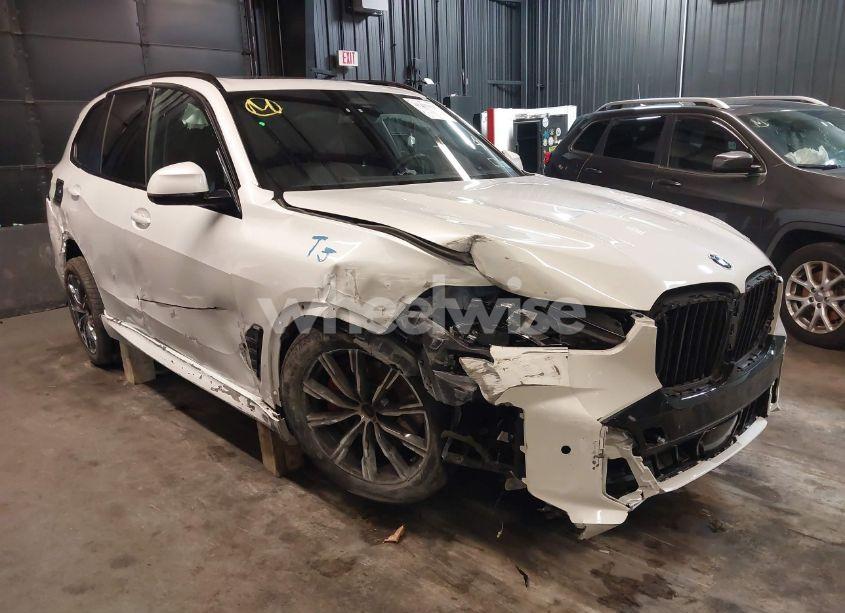 2024 Bmw X5 XDRIVE40I (VIN 5UX23EU04R9T03913) main photo
