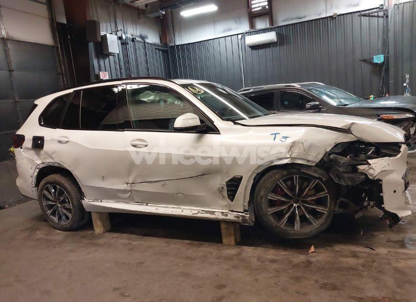 Photo 13 of 2024 Bmw X5 XDRIVE40I (VIN 5UX23EU04R9T03913)