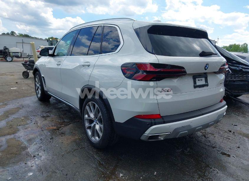 Photo 3 of 2024 Bmw X5 XDRIVE40I (VIN 5UX23EU05R9S29952)