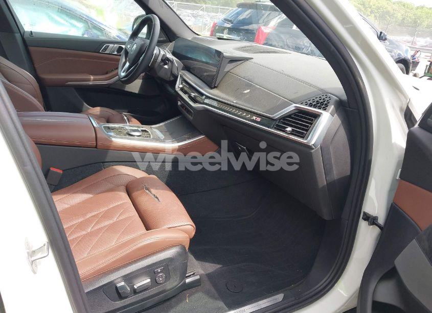 Photo 5 of 2024 Bmw X5 XDRIVE40I (VIN 5UX23EU05R9S29952)