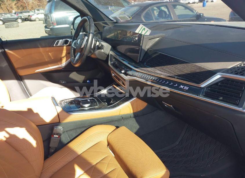 Photo 5 of 2024 Bmw X5 XDRIVE40I (VIN 5UX23EU05R9V77508)