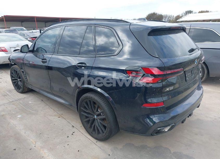Photo 3 of 2025 Bmw X5 XDRIVE40I (VIN 5UX23EU05S9W68154)