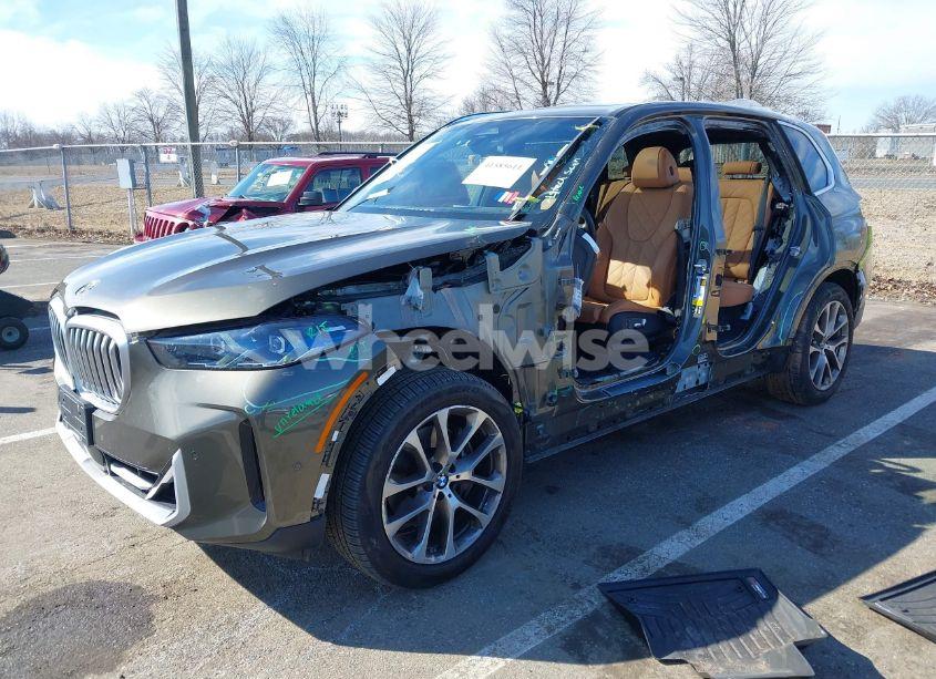 Photo 2 of 2024 Bmw X5 XDRIVE40I (VIN 5UX23EU08R9U45813)