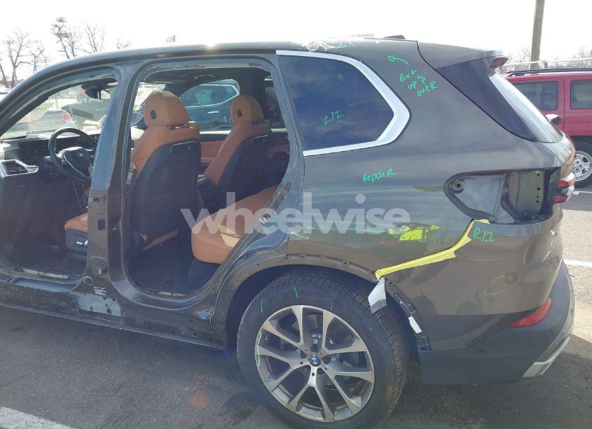 Photo 6 of 2024 Bmw X5 XDRIVE40I (VIN 5UX23EU08R9U45813)