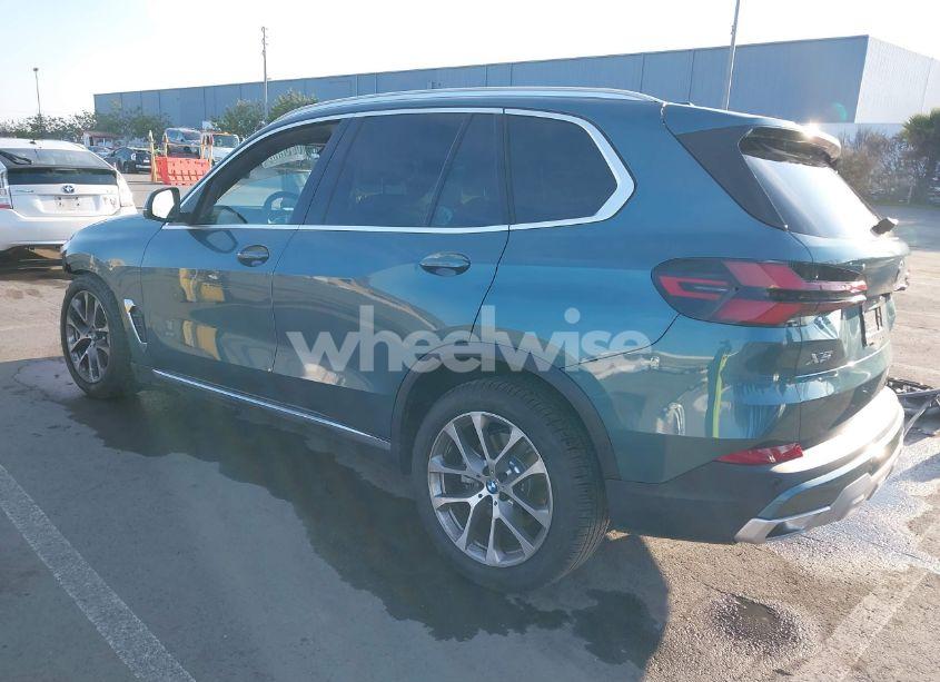 Photo 3 of 2025 Bmw X5 XDRIVE40I (VIN 5UX23EU08S9Y58448)