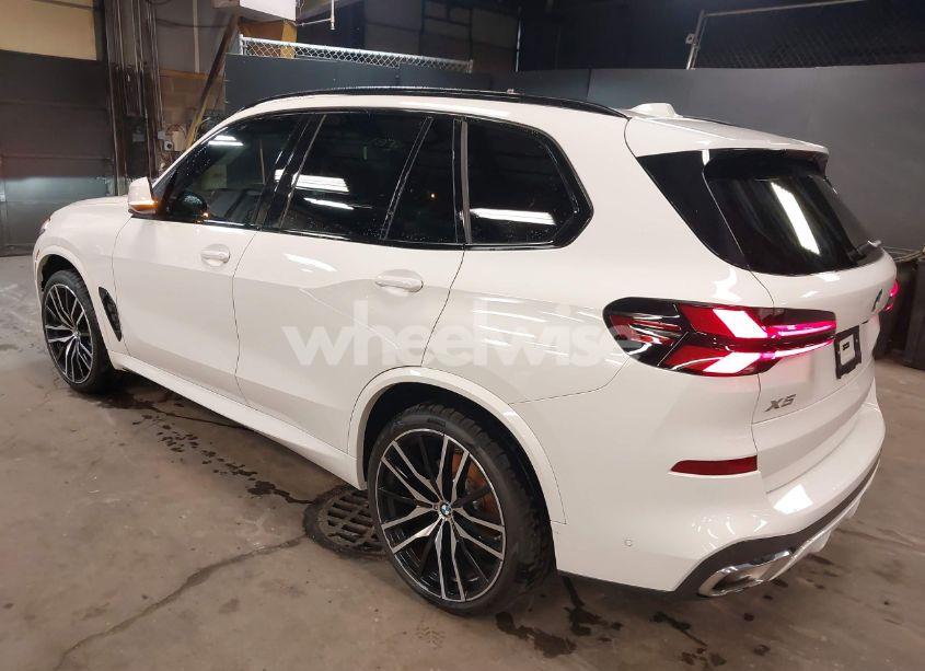 Photo 3 of 2025 Bmw X5 XDRIVE40I (VIN 5UX23EU08S9Y67859)