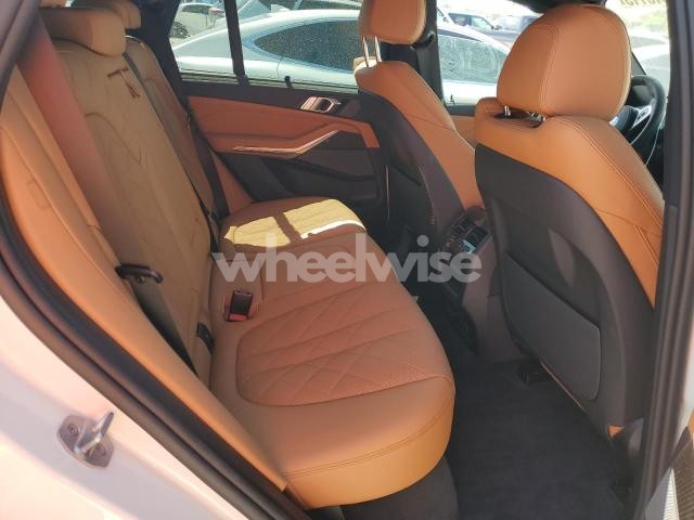 Photo 13 of 2025 BMW X5 XDRIVE40I (VIN 5UX23EU08S9Z16459)