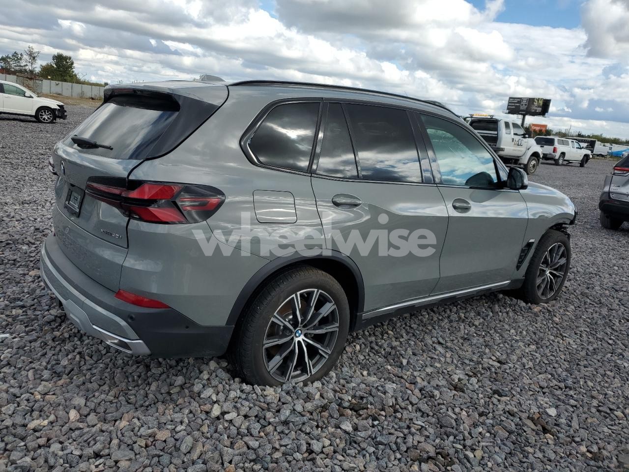 Photo 3 of 2025 BMW X5 XDRIVE40I (VIN 5UX23EU09S9Z67906)