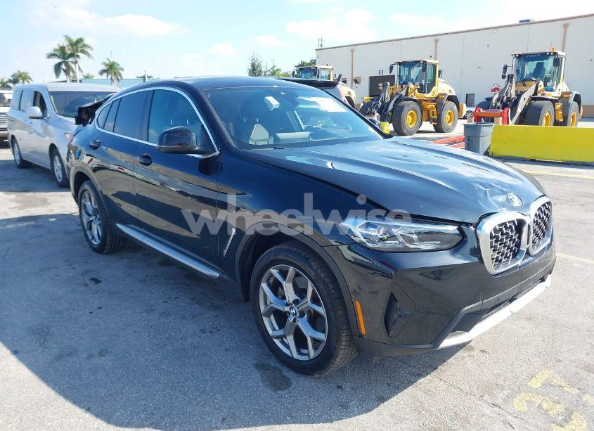 2024 Bmw X4 XDRIVE30I (VIN 5UX33DT06R9W18020) main photo