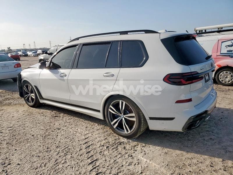 Photo 4 of 2025 BMW X7 M60I (VIN 5UX33EM04S9W66870)