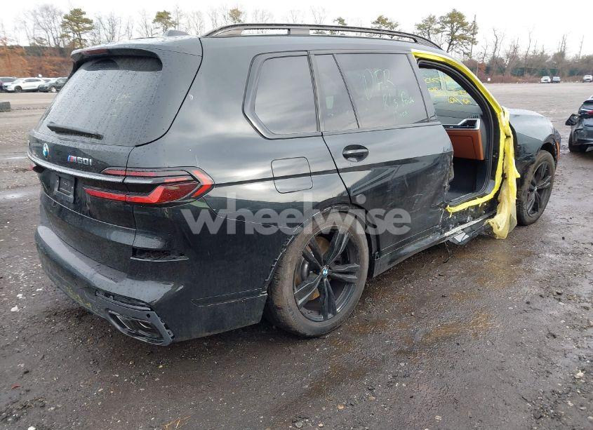 Photo 4 of 2025 Bmw X7 M60I (VIN 5UX33EM06S9X01960)