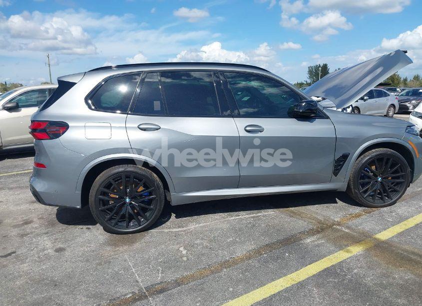 Photo 13 of 2025 Bmw X5 M60I (VIN 5UX33EU03S9X62019)