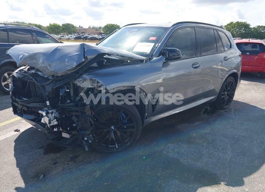 Photo 2 of 2025 Bmw X5 M60I (VIN 5UX33EU03S9X62019)