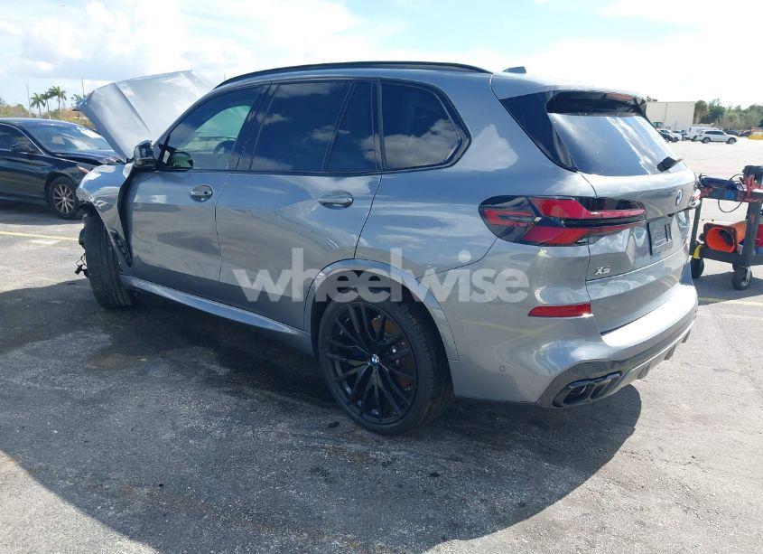 Photo 3 of 2025 Bmw X5 M60I (VIN 5UX33EU03S9X62019)