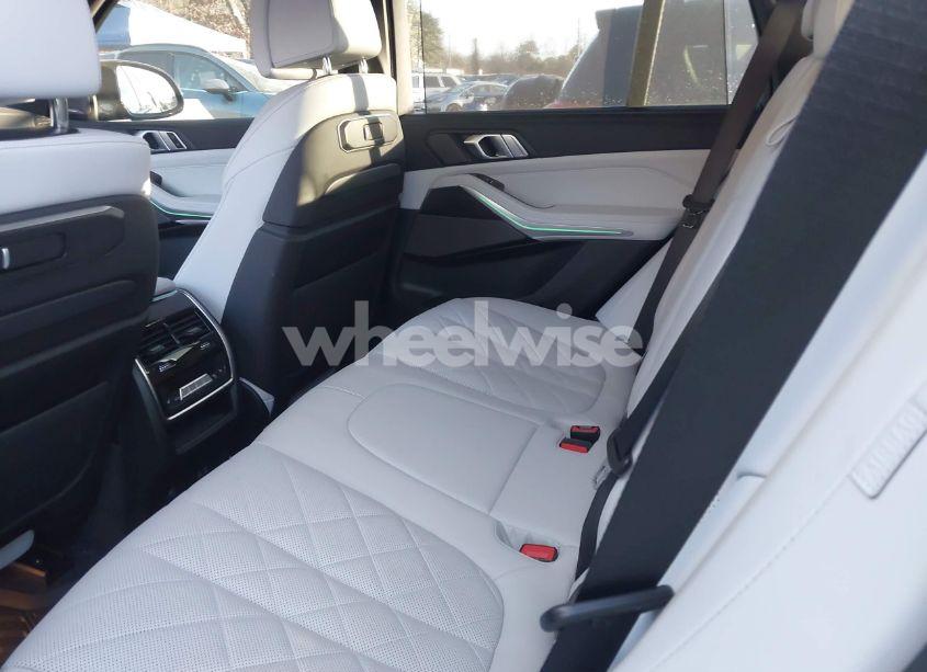 Photo 8 of 2025 Bmw X5 M60I (VIN 5UX33EU04S9W34632)