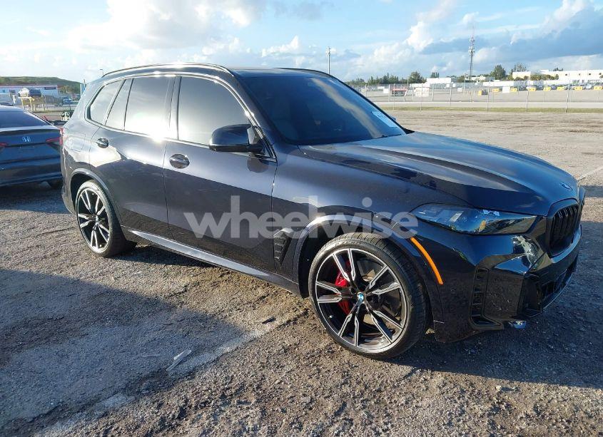 2025 Bmw X5 M60I (VIN 5UX33EU04S9W71695) main photo