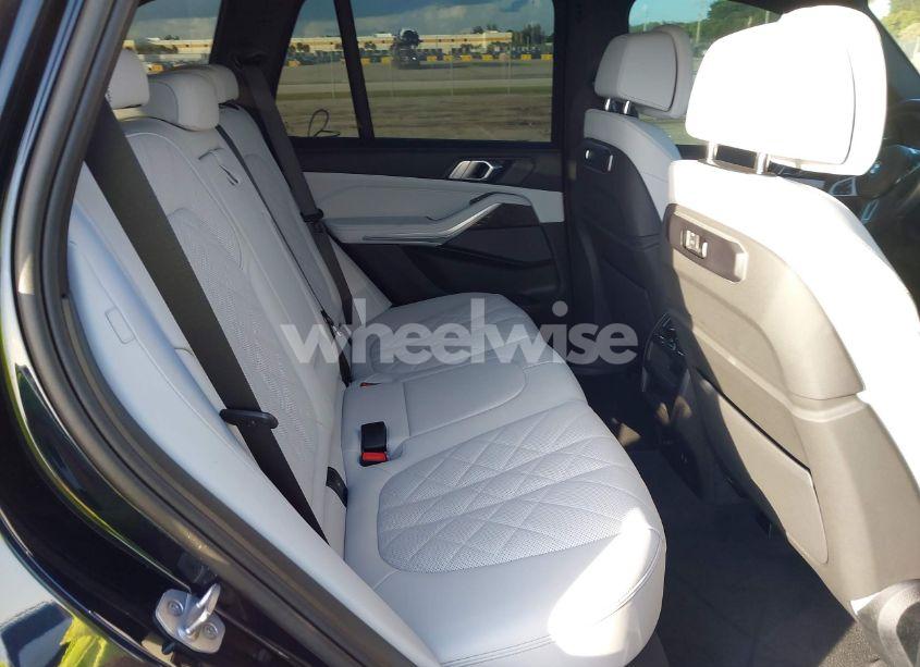 Photo 8 of 2025 Bmw X5 M60I (VIN 5UX33EU04S9W71695)