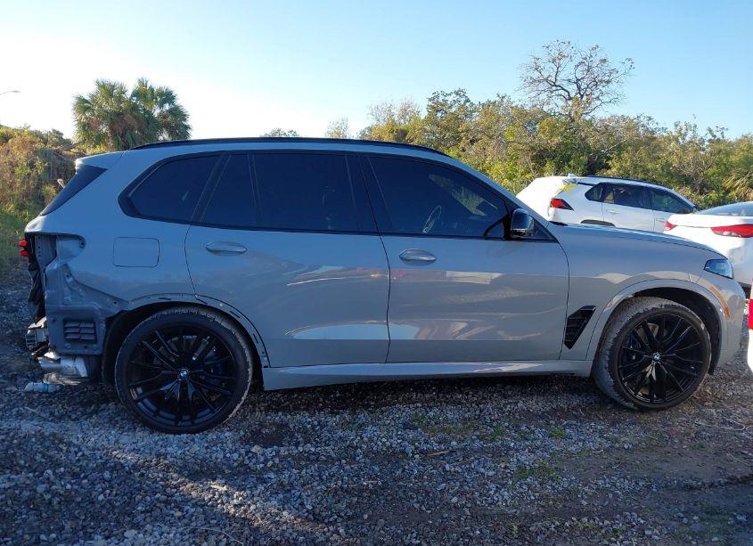 Photo 14 of 2024 Bmw X5 M60I (VIN 5UX33EU06R9U26021)