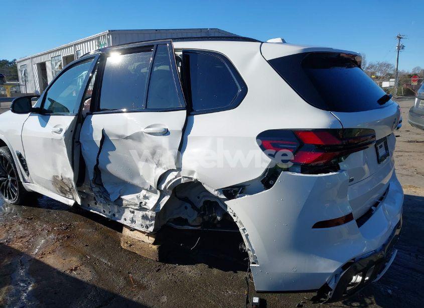 Photo 6 of 2025 Bmw X5 M60I (VIN 5UX33EU09S9X35021)