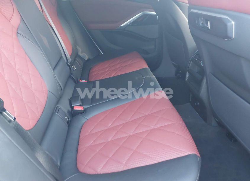 Photo 8 of 2025 Bmw X6 XDRIVE40I (VIN 5UX33EX03S9Z01481)