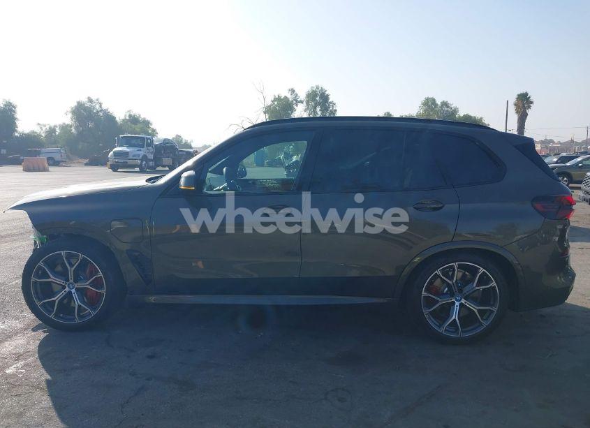 Photo 15 of 2025 Bmw X5 PHEV XDRIVE50E (VIN 5UX43EU01S9Y63273)