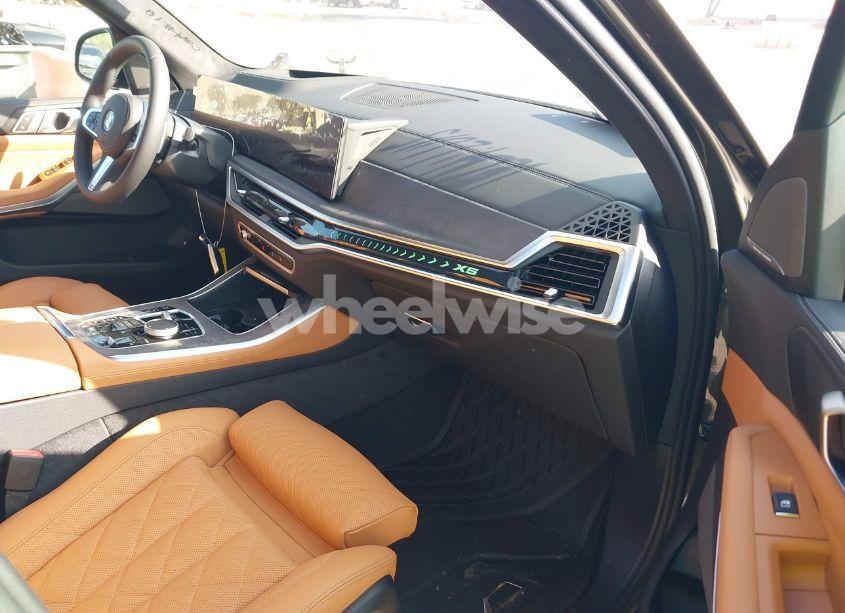 Photo 5 of 2025 Bmw X5 PHEV XDRIVE50E (VIN 5UX43EU01S9Y63273)