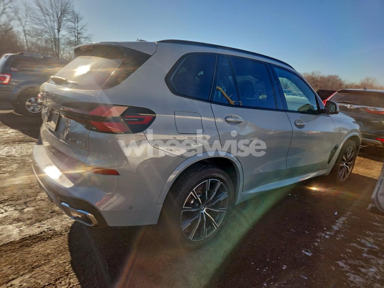 Photo 3 of 2024 BMW X5 XDRIVE50E (VIN 5UX43EU03R9T59429)