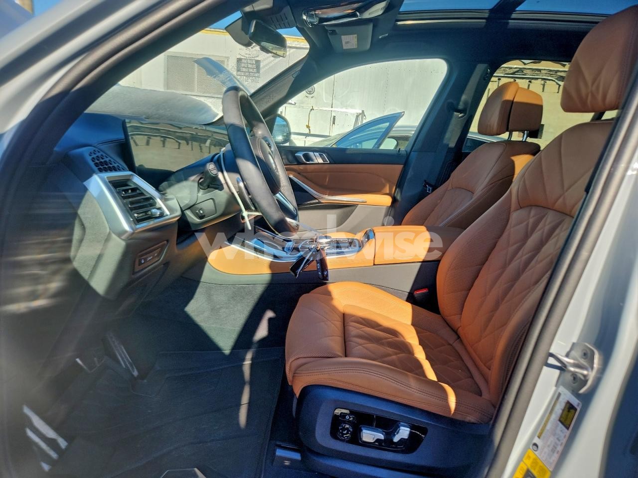 Photo 7 of 2024 BMW X5 XDRIVE50E (VIN 5UX43EU03R9T59429)