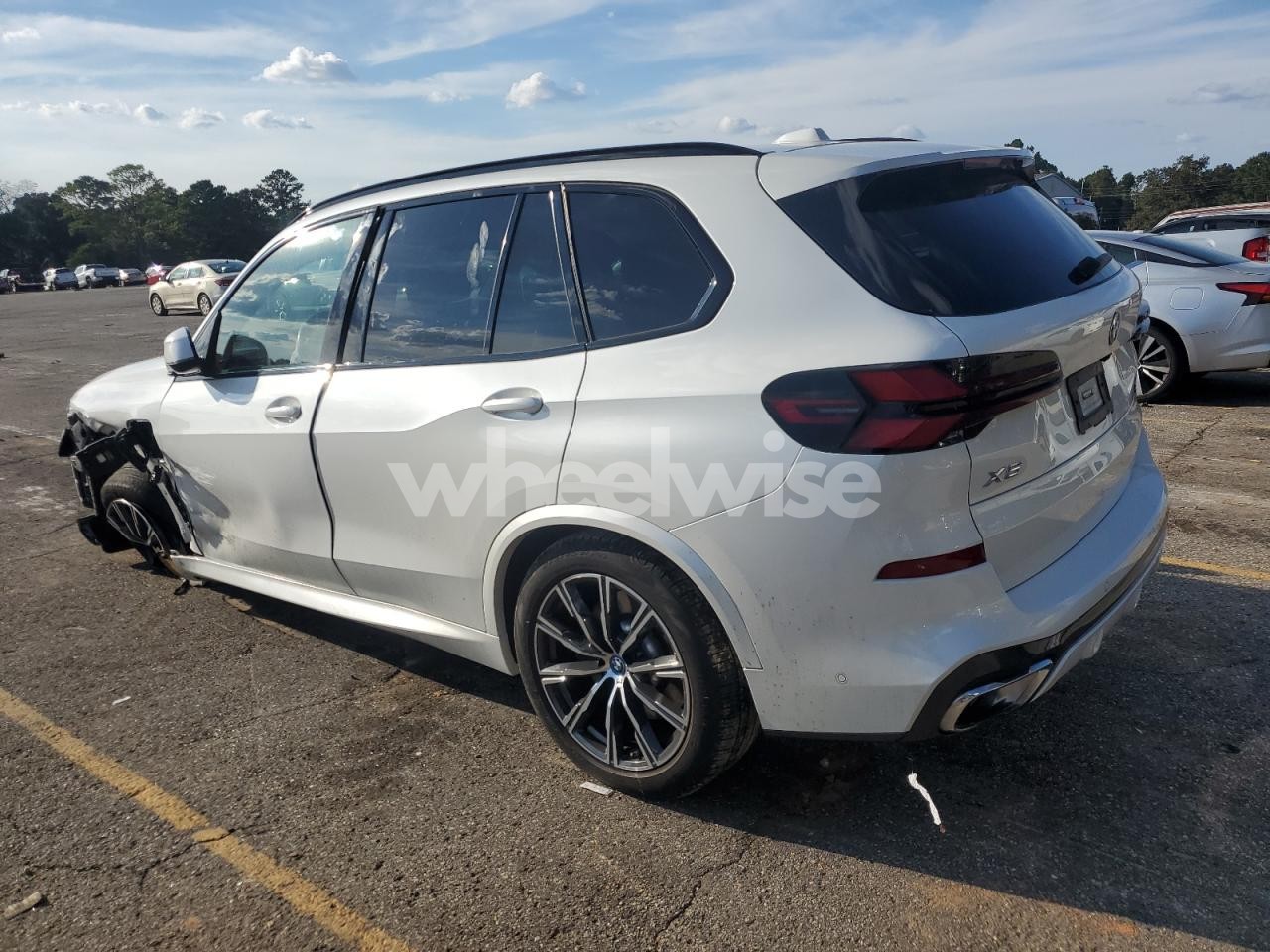 Photo 2 of 2024 BMW X5 XDRIVE50E (VIN 5UX43EU05R9S62183)