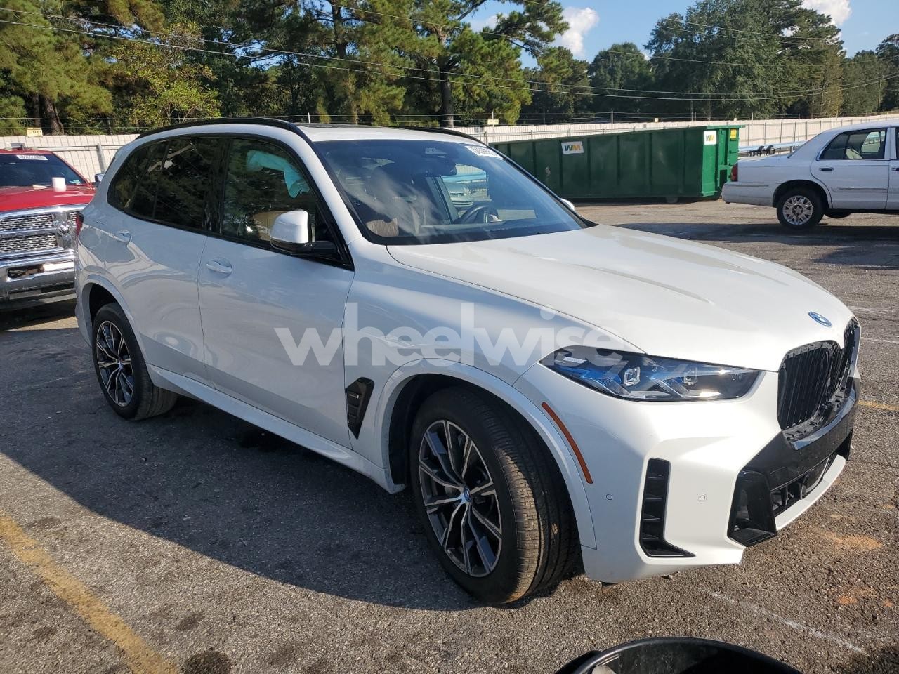 Photo 4 of 2024 BMW X5 XDRIVE50E (VIN 5UX43EU05R9S62183)