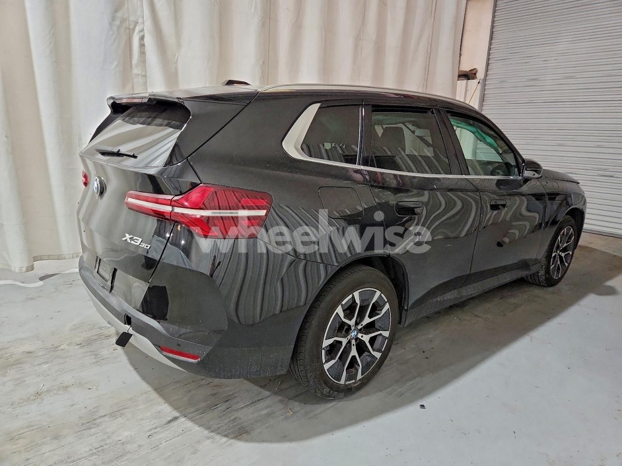 Photo 3 of 2025 BMW X3 30 XDRIVE (VIN 5UX53GP01S9Z56323)