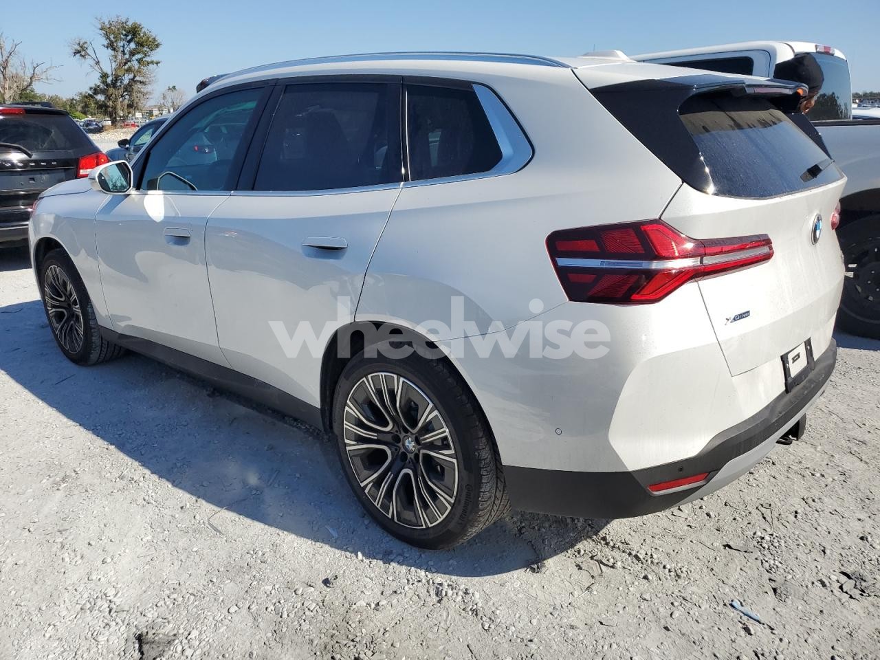 Photo 2 of 2026 BMW X3 30 XDRIVE (VIN 5UX53GP03T9240492)