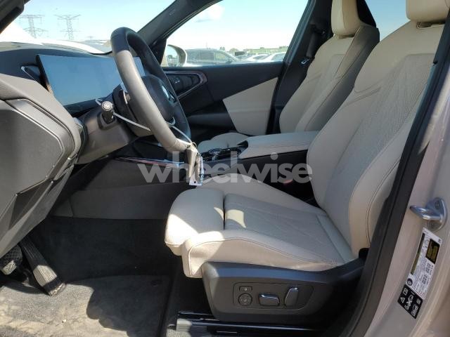 Photo 8 of 2025 BMW X3 30 XDRIVE (VIN 5UX53GP07S9Z64880)