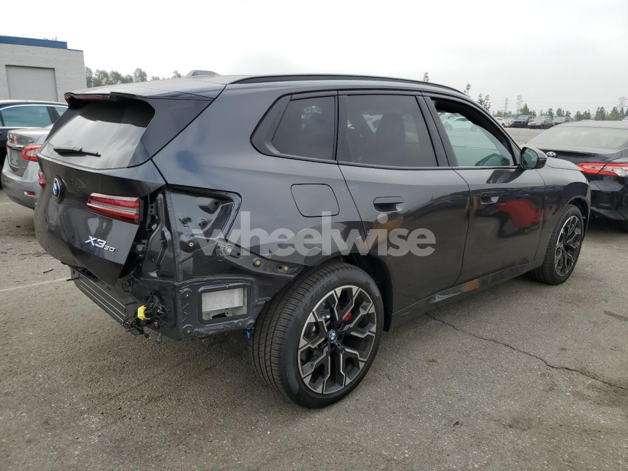 Photo 3 of 2025 BMW X3 30 XDRIVE (VIN 5UX53GP09S9068161)