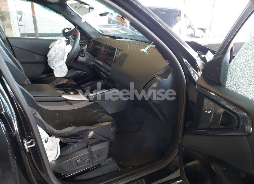 Photo 5 of 2025 Bmw X3 M50 XDRIVE (VIN 5UX73GP06S9Y73124)