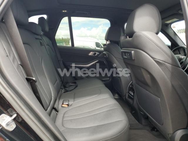 Photo 9 of 2020 BMW X5 SDRIVE 40I (VIN 5UXCR4C00L9B40623)