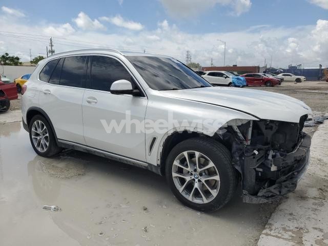 Photo 13 of 2020 BMW X5 SDRIVE 40I (VIN 5UXCR4C02LLT18743)