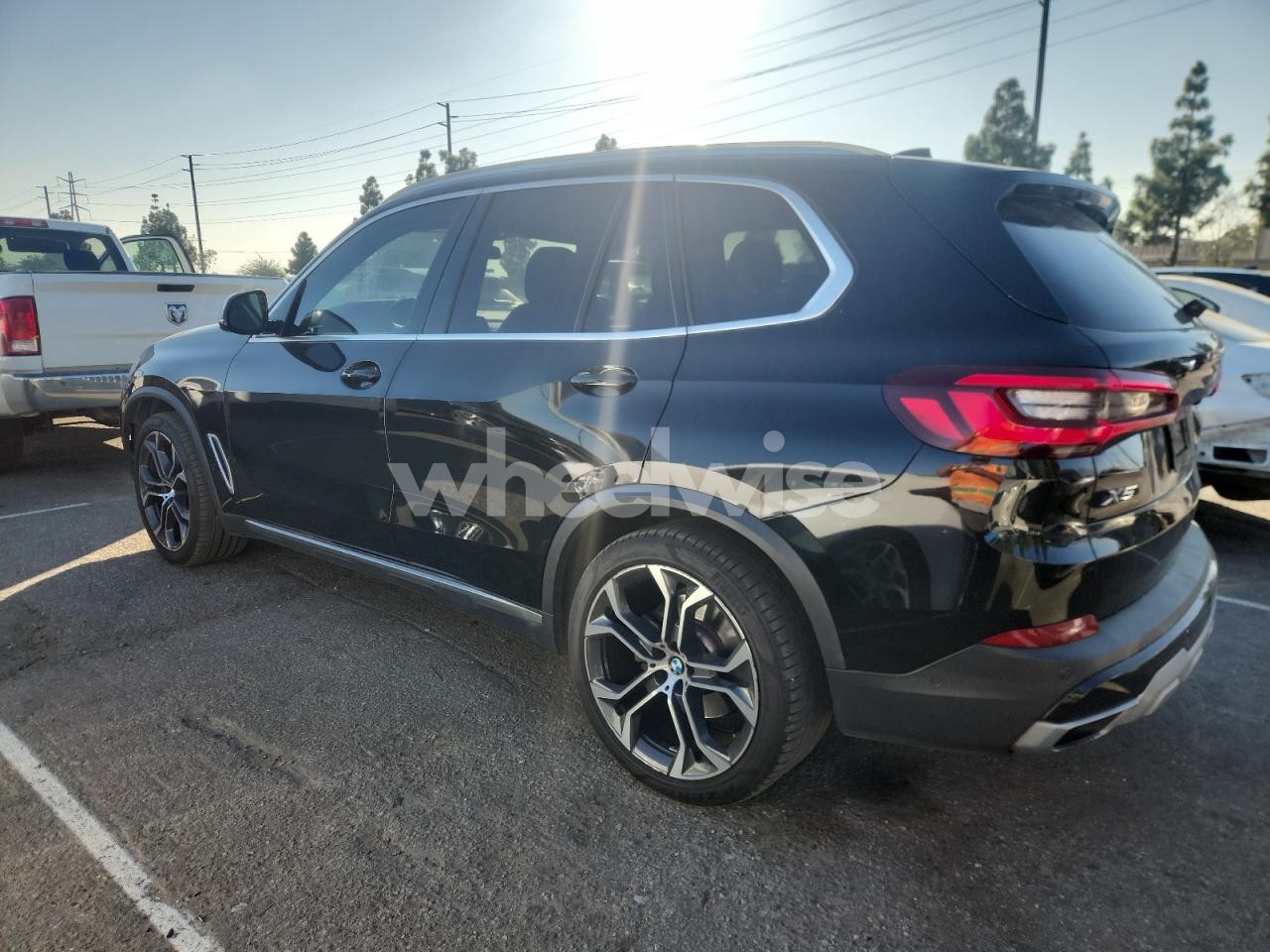 Photo 2 of 2021 BMW X5 SDRIVE 40I (VIN 5UXCR4C02M9E15202)