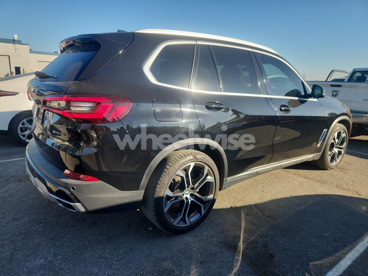 Photo 3 of 2021 BMW X5 SDRIVE 40I (VIN 5UXCR4C02M9E15202)
