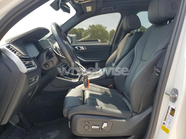 Photo 4 of 2021 BMW X5 SDRIVE 40I (VIN 5UXCR4C03M9G34928)