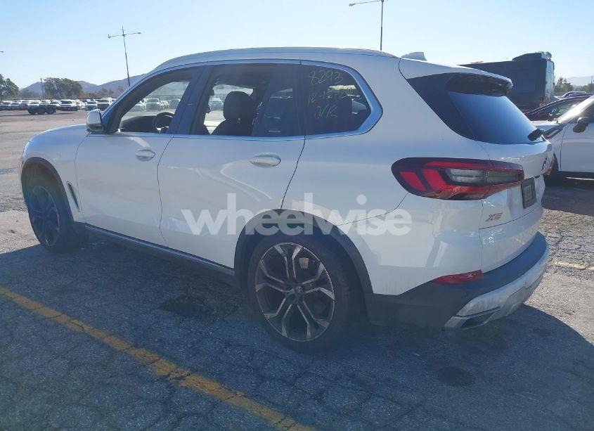 Photo 3 of 2022 Bmw X5 SDRIVE40I (VIN 5UXCR4C04N9M61676)
