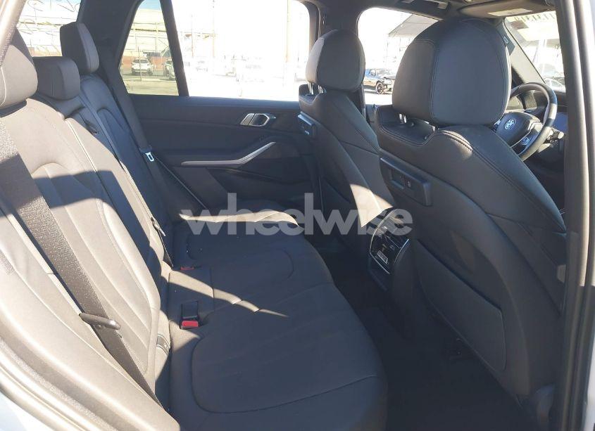 Photo 8 of 2022 Bmw X5 SDRIVE40I (VIN 5UXCR4C04N9M61676)