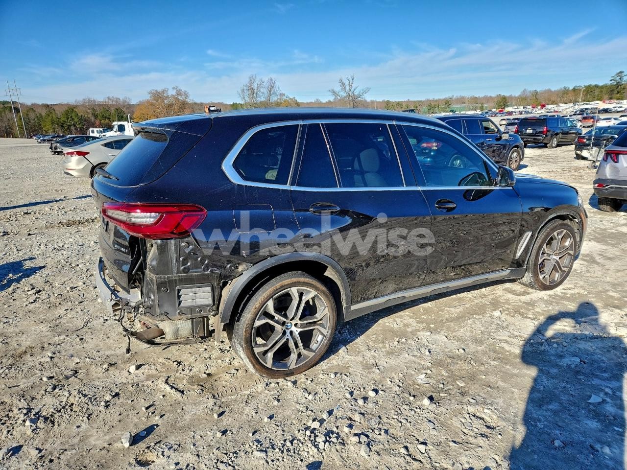 Photo 3 of 2020 BMW X5 SDRIVE 40I (VIN 5UXCR4C06LLW64813)