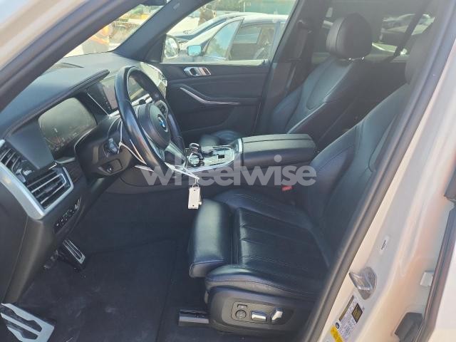 Photo 10 of 2021 BMW X5 SDRIVE 40I (VIN 5UXCR4C06M9F23418)