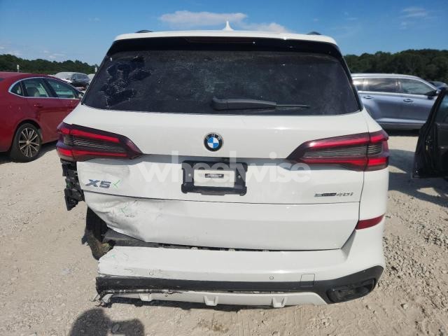 Photo 2 of 2021 BMW X5 SDRIVE 40I (VIN 5UXCR4C06M9F23418)
