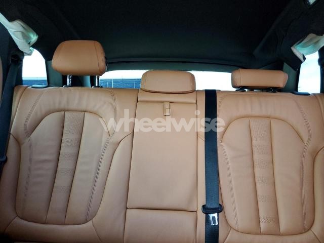 Photo 3 of 2021 BMW X5 SDRIVE 40I (VIN 5UXCR4C0XM9F36432)